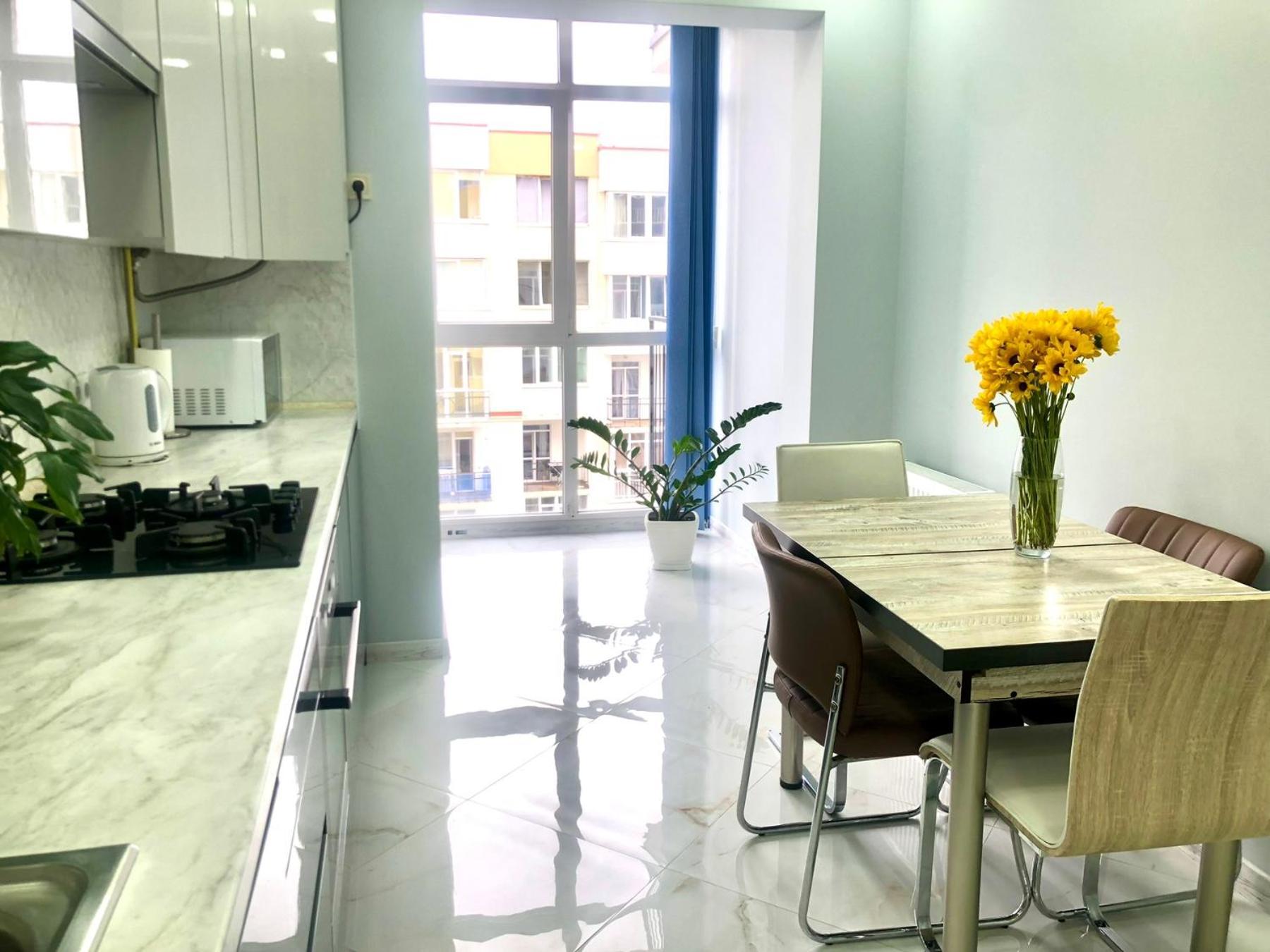 Osapart Romantic Apartment In The Complex Great Britain Lviv Exterior foto
